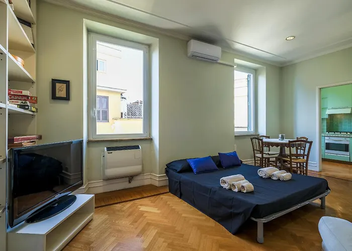 Piramide Shabby By Casa E Lode - Colosseum, Air Conditioning